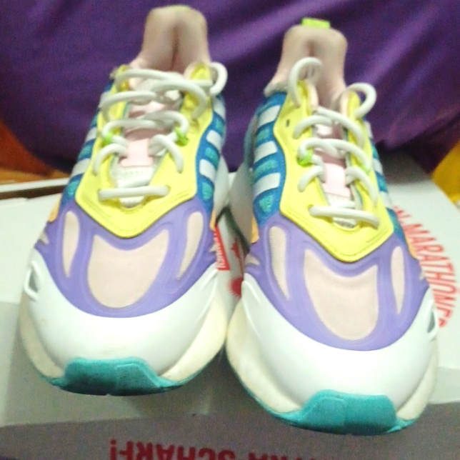 Sneaker